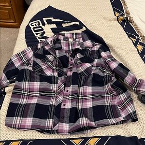 Duluth Woman’s Flannel Purple Plaid Button-Up Shirt